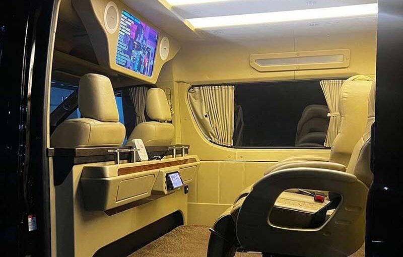 Sewa Hiace Luxury Bogor