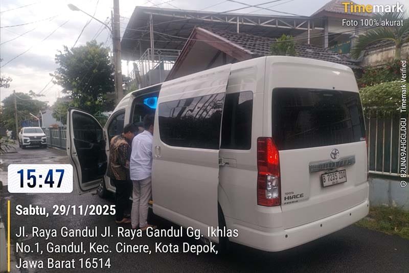 Sewa Hiace Alam Jaya