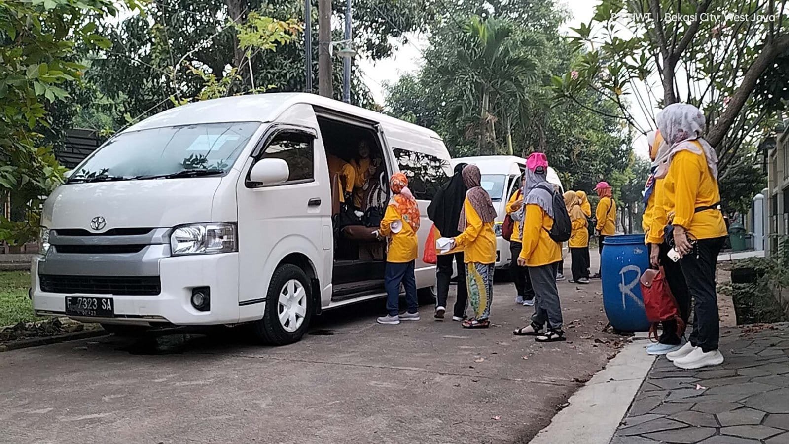 Sewa Hiace Citayam