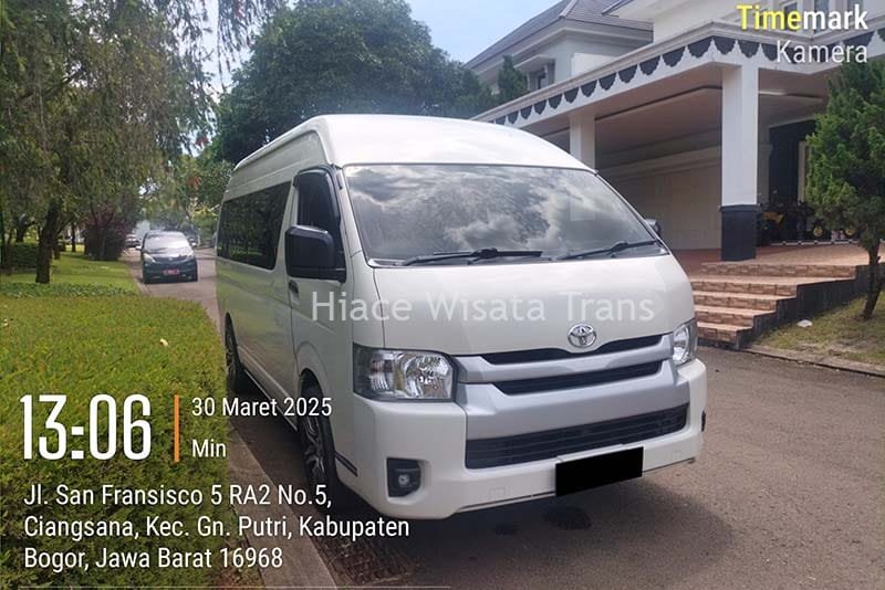 Sewa Hiace Wanaherang