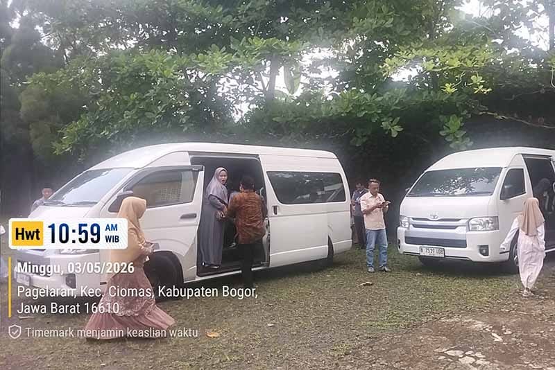Sewa Hiace Pondok Kacang