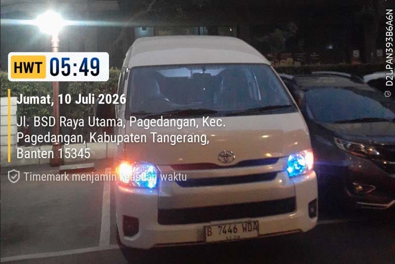 Sewa Toyota Hiace Tebet